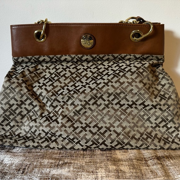 Tommy Hilfiger Tote Purse - Picture 1 of 4